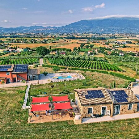Agriturismo Incanto Della Natura Cannara Bagian luar foto