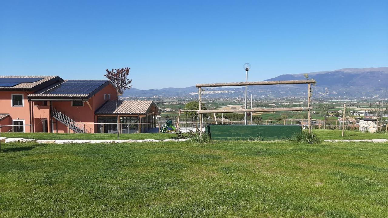 Agriturismo Incanto Della Natura Cannara Bagian luar foto