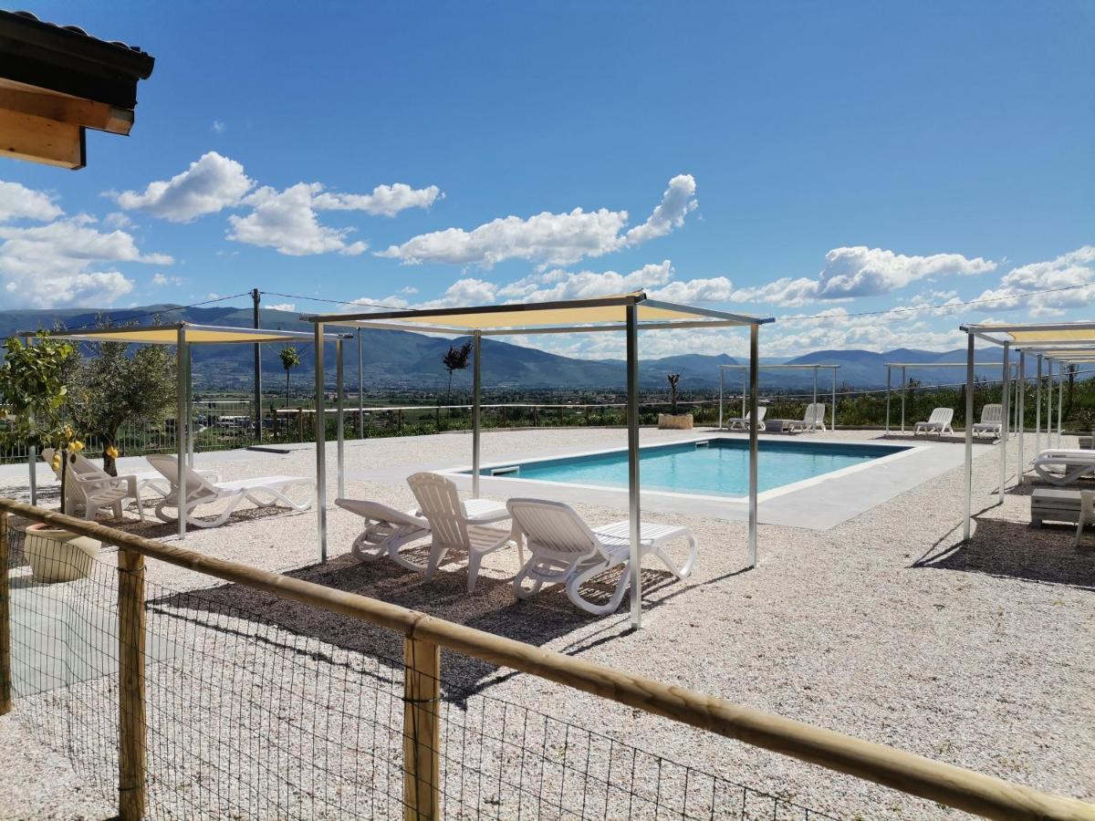 Agriturismo Incanto Della Natura Cannara Bagian luar foto