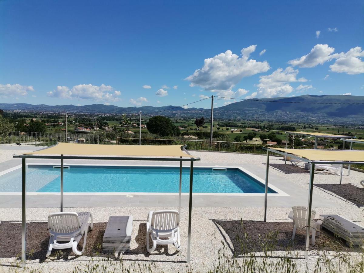 Agriturismo Incanto Della Natura Cannara Bagian luar foto