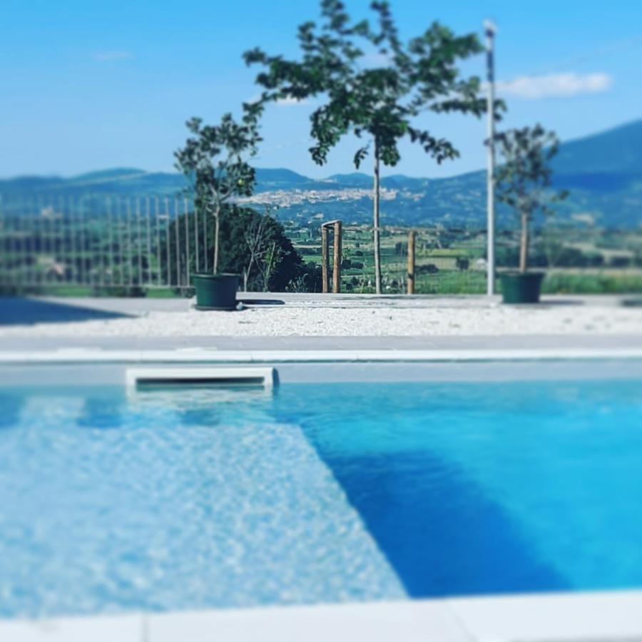Agriturismo Incanto Della Natura Cannara Bagian luar foto